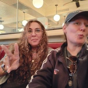 Meet your Posher, Dawn